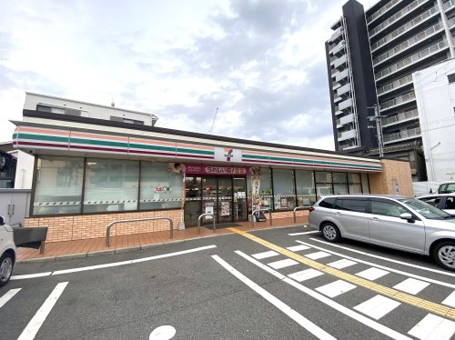 コンビニ　セブン-イレブン 大阪浜口東２丁目店（コンビニ）まで523m