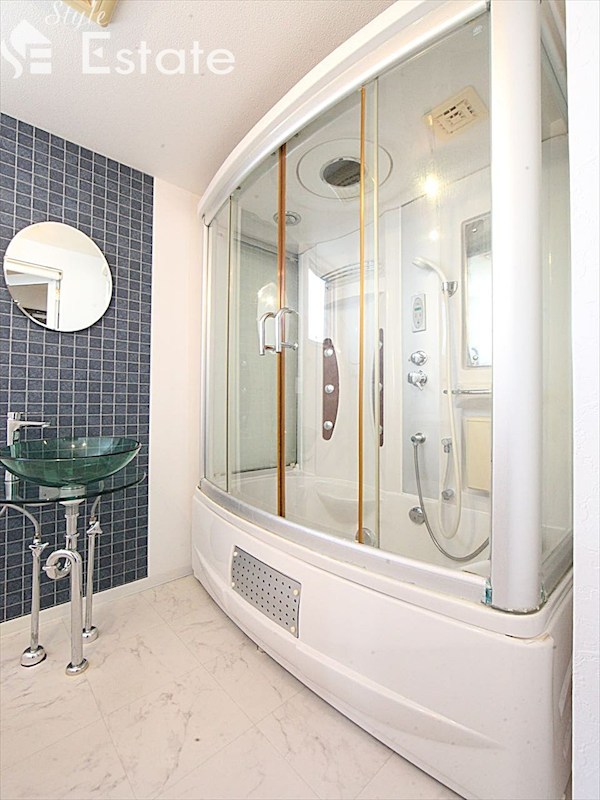 バス・シャワールーム　バスルーム