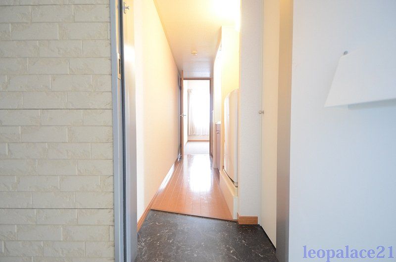 玄関　1ｋタイプの写真となります。