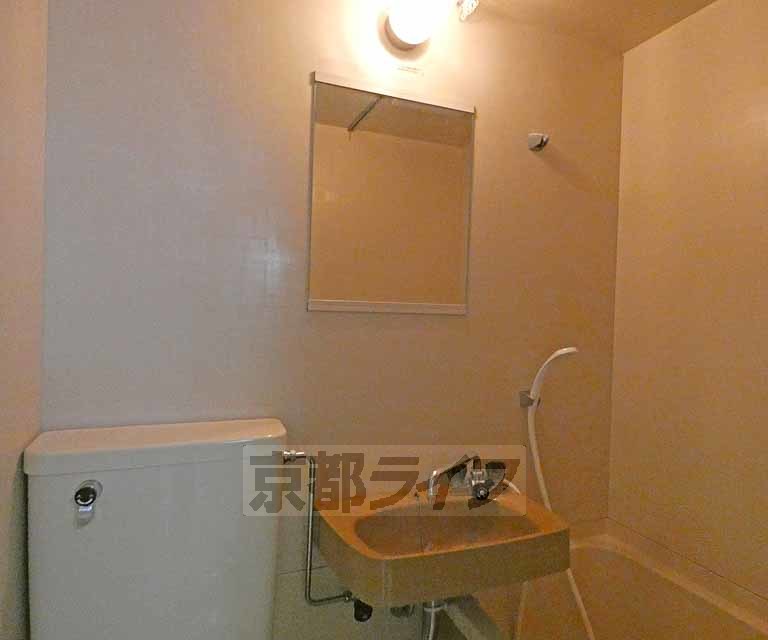 洗面設備　洗面台です。