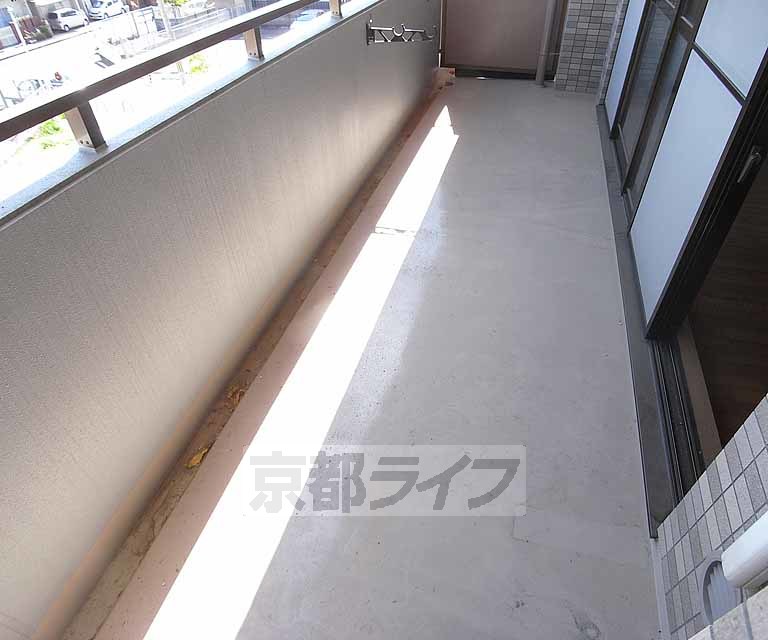 バルコニー　広いバルコニーです。