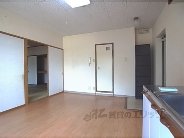 居室・リビング　リビング