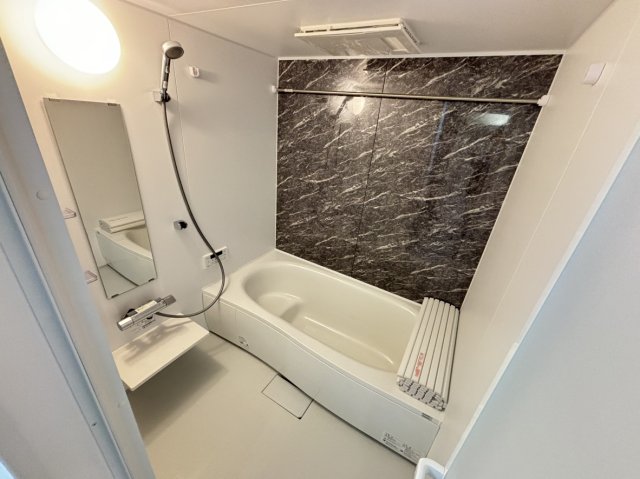バス・シャワールーム　※同社施工物件イメージ