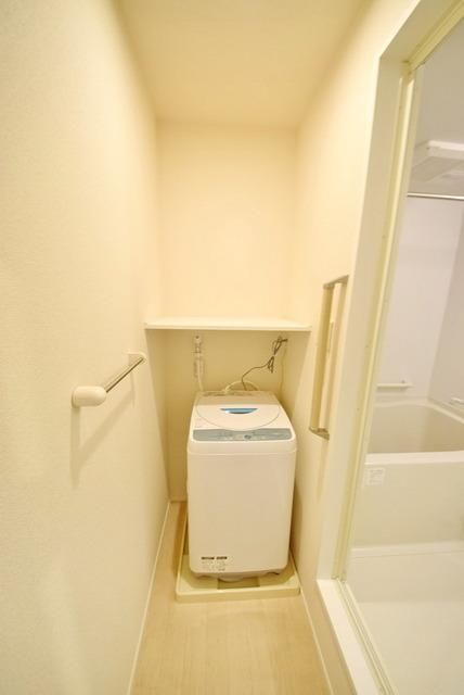 その他設備　洗濯機付きです