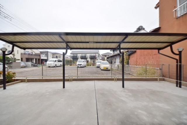 その他共有部分　屋根付き駐輪場