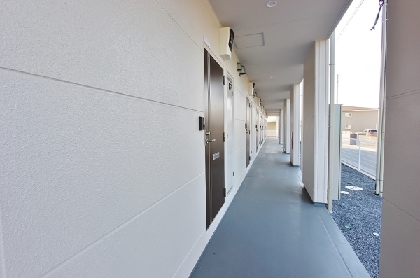 エントランス　1階