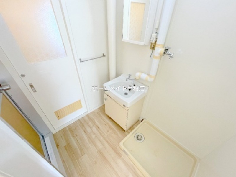 洗面設備　洗面台付きです！