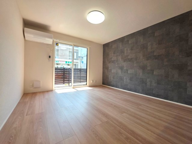 居室・リビング　同間取り別部屋の参考写真