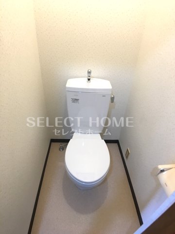 トイレ　落ち着いた色調のトイレです 同型タイプ
