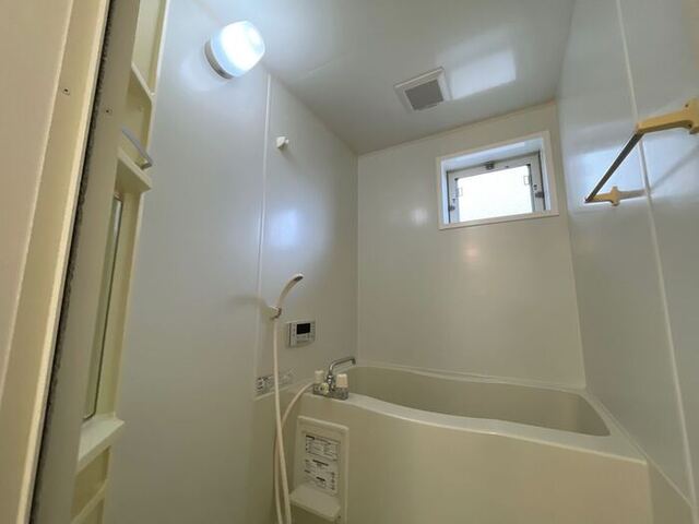 バス・シャワールーム　浴室