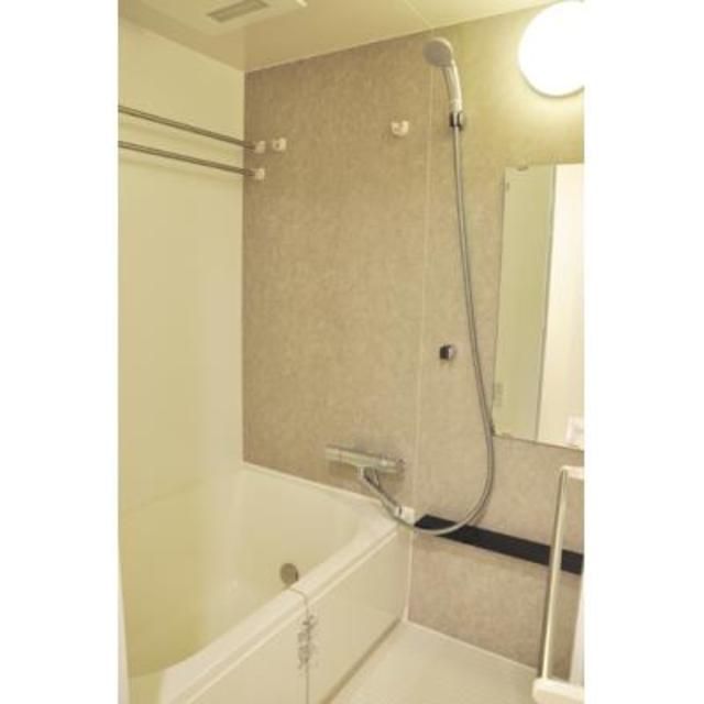 バス・シャワールーム　※写真は同タイプ住戸です。