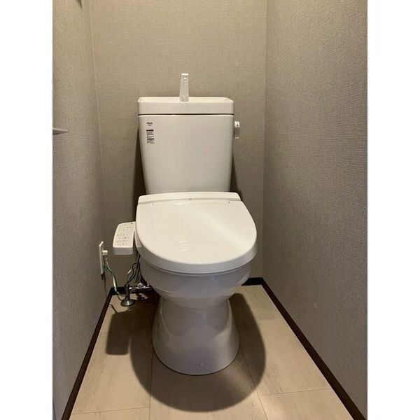 トイレ　別室の参考写真です。※現況優先