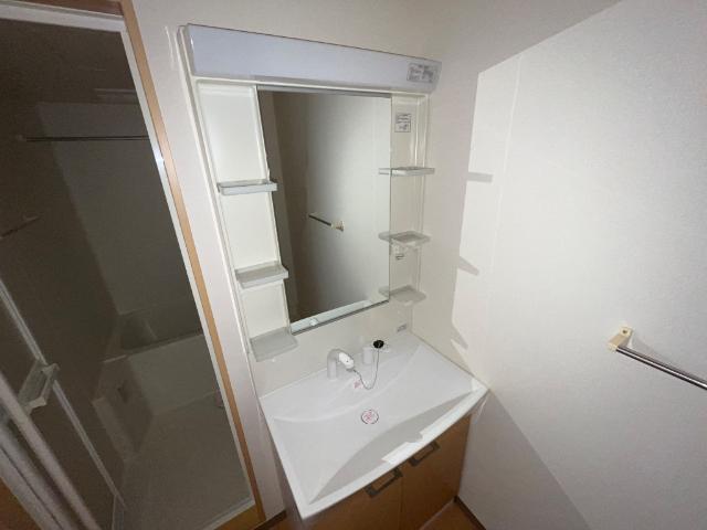 洗面設備　洗髪洗面化粧台