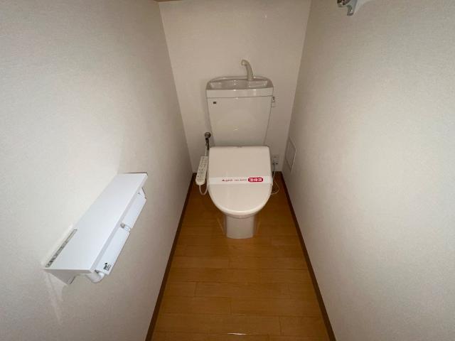 トイレ　シャワー付トイレ