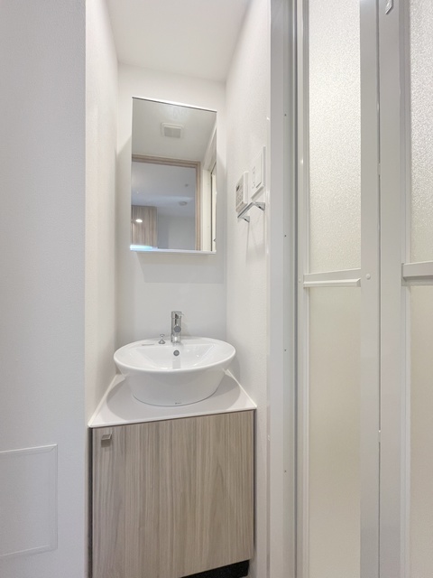 洗面設備　洗面脱衣所付き！独立洗面台が便利です♪♪