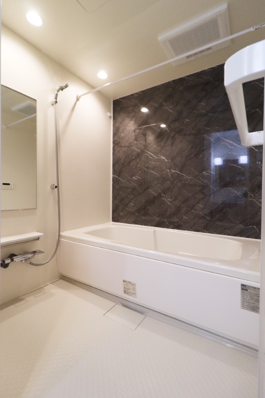 バス・シャワールーム　図面と現状に相違がある場合には現状を優先