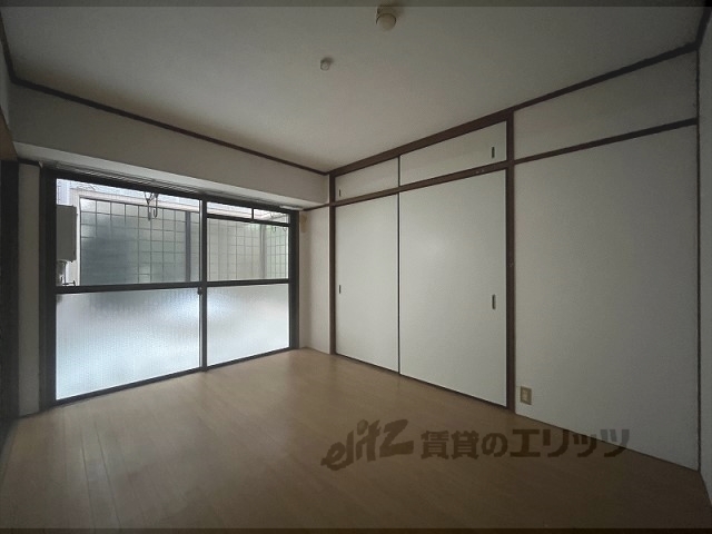 居室・リビング　洋室