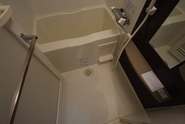 バス・シャワールーム　別部屋参考写真