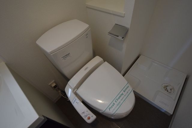 トイレ　別部屋参考写真