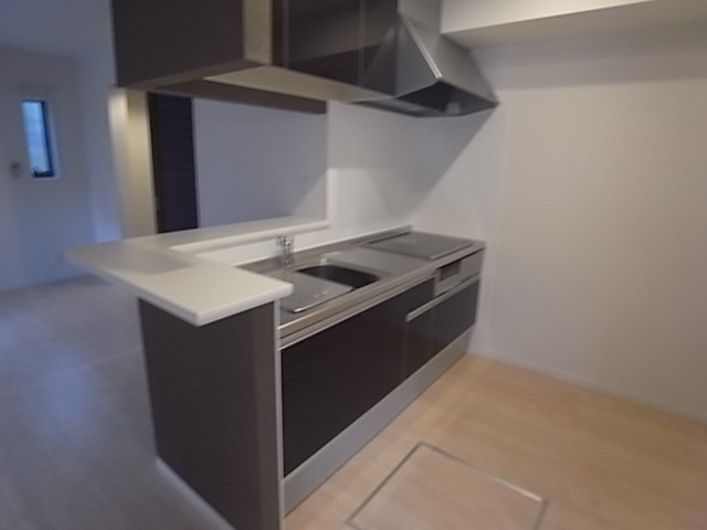 キッチン　カウンタータイプのシステムキッチン