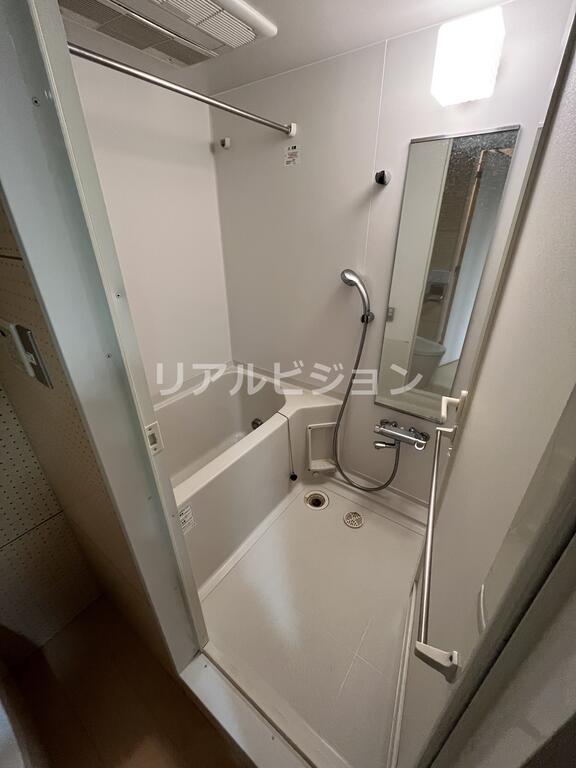 バス・シャワールーム　別部屋参考写真