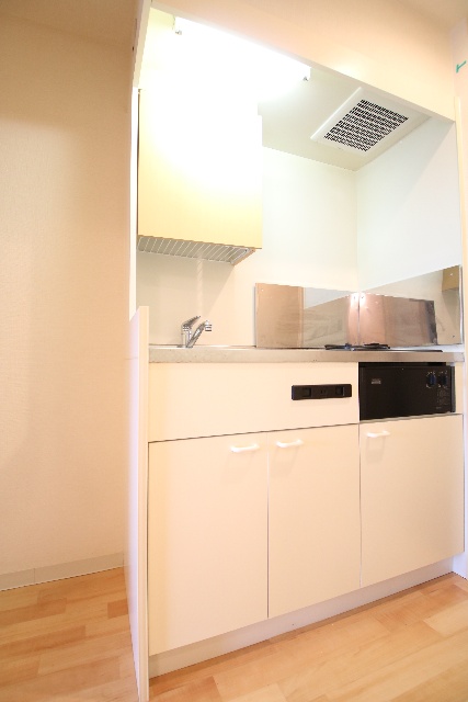 キッチン　※別室の参考写真です