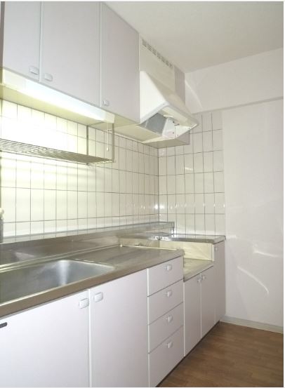 キッチン　同間取り違うお部屋