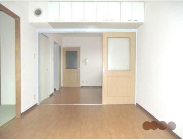 居室・リビング　同間取り違うお部屋　DK約8.5帖