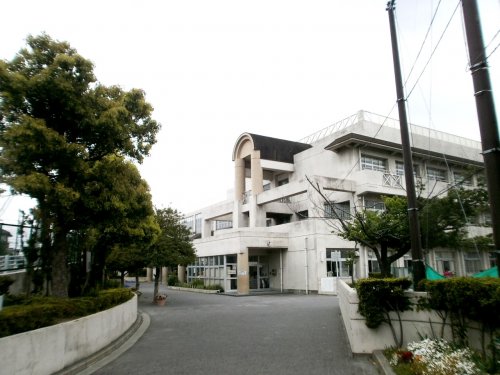 小学校　横浜市立さつきが丘小学校（小学校）まで450m