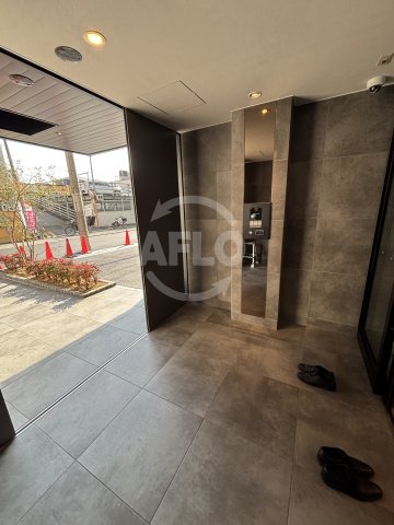 ロビー　スワンズシティ大阪クレアスト　ロビー