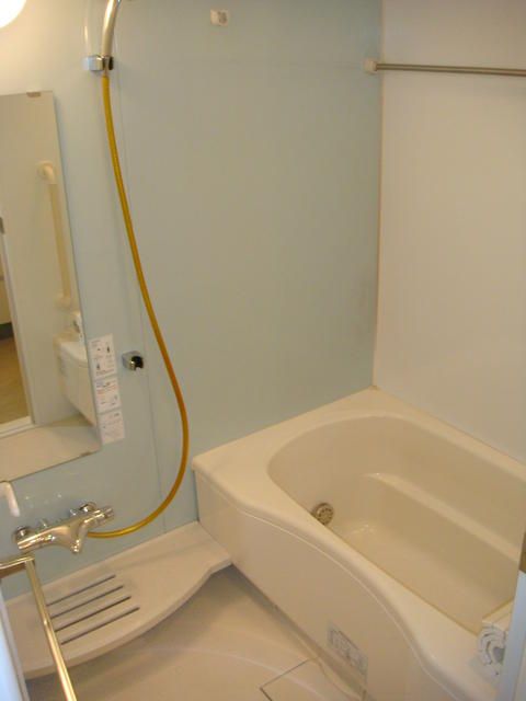 バス・シャワールーム　別部屋参考写真