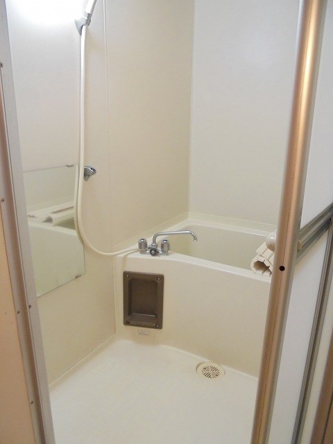 バス・シャワールーム　写真は202号室です（参考）