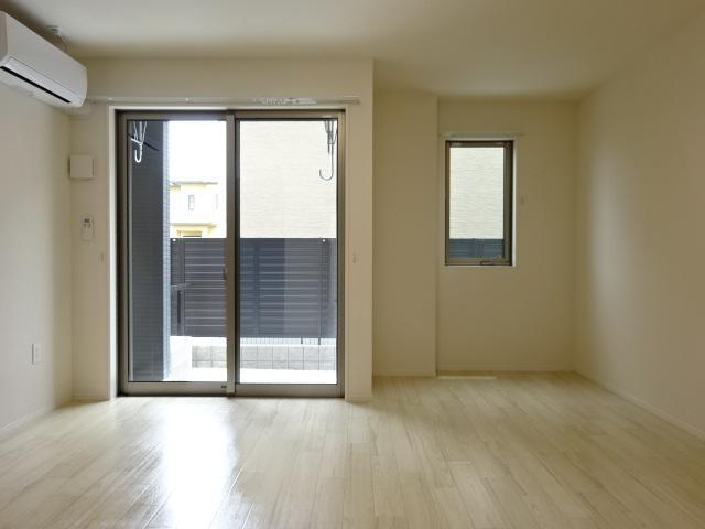 居室・リビング　リビング