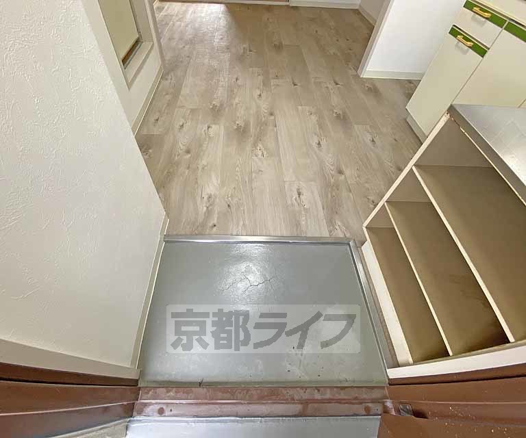 玄関　玄関です。