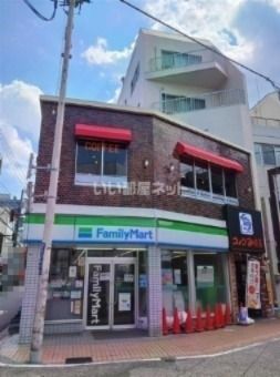コンビニ　ファミリーマート 川崎元住吉店（コンビニ）まで880m
