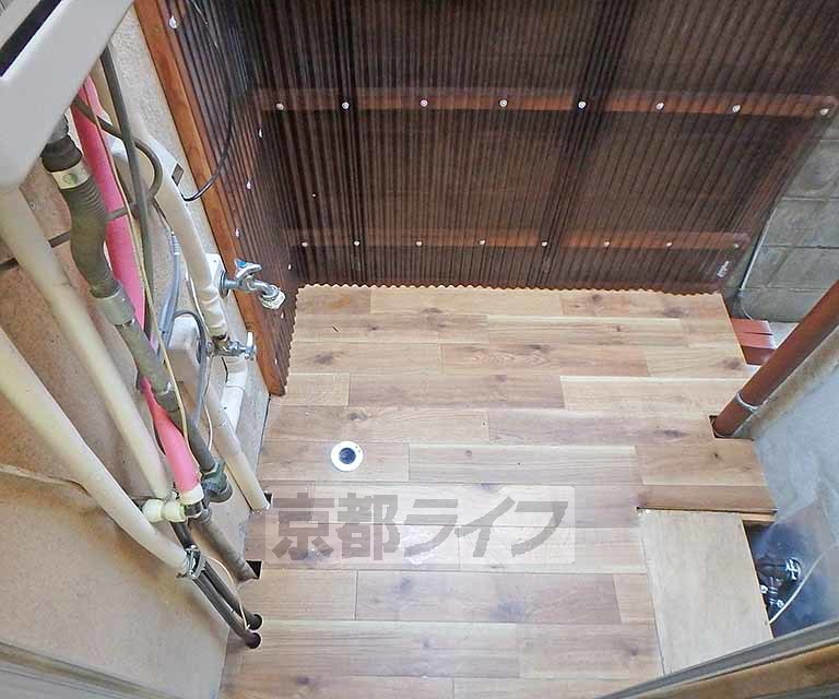 その他設備　室外洗濯機設置スペースです。