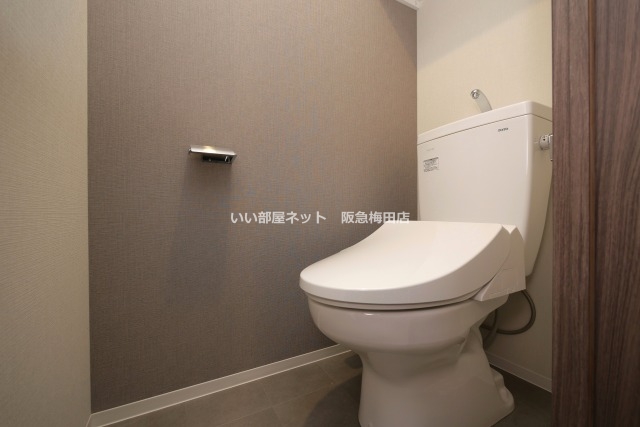 トイレ　※同仕様写真となります。