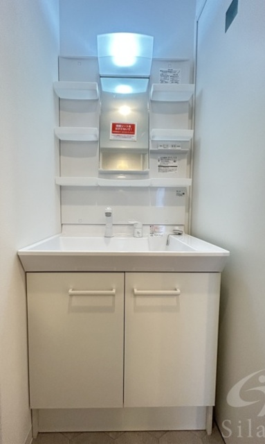 洗面設備　同仕様