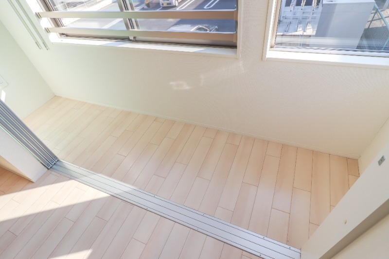 バルコニー　図面と現状に相違がある場合には現状を優先