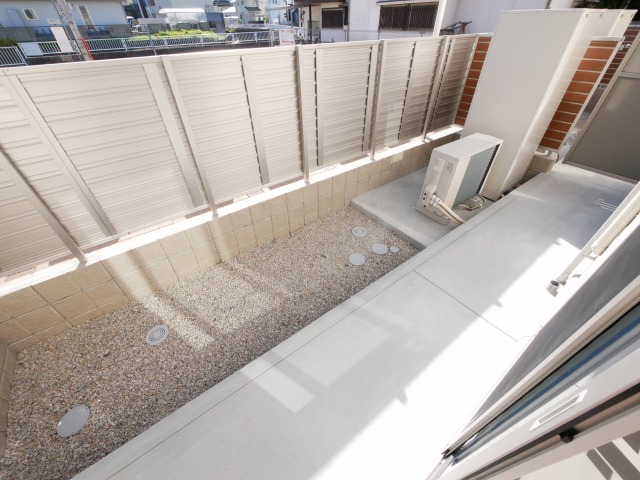 バルコニー　バルコニー