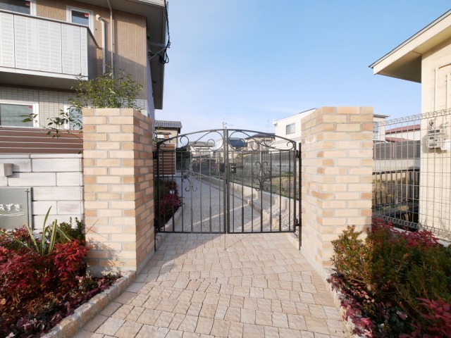 エントランス　エントランス