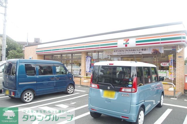 コンビニ　セブンイレブン（コンビニ）まで760m