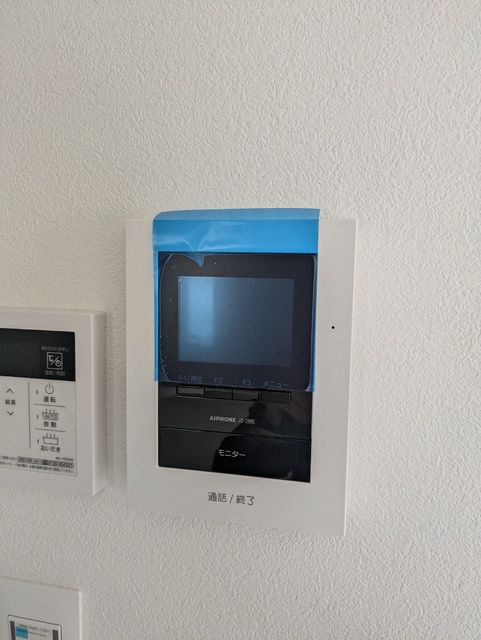 セキュリティ　テレビモニターフォン付きです♪