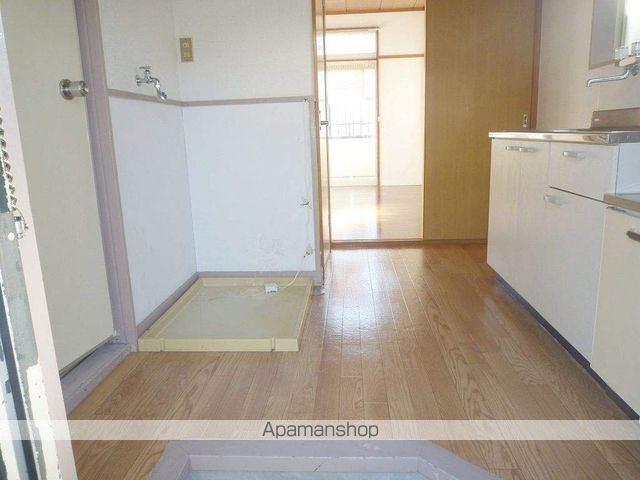 フラットさつきAの玄関写真