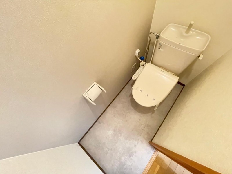 トイレ　トイレ