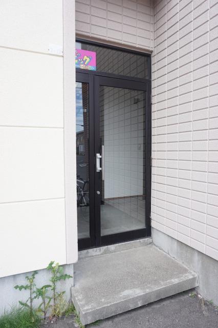 エントランス　エントランス