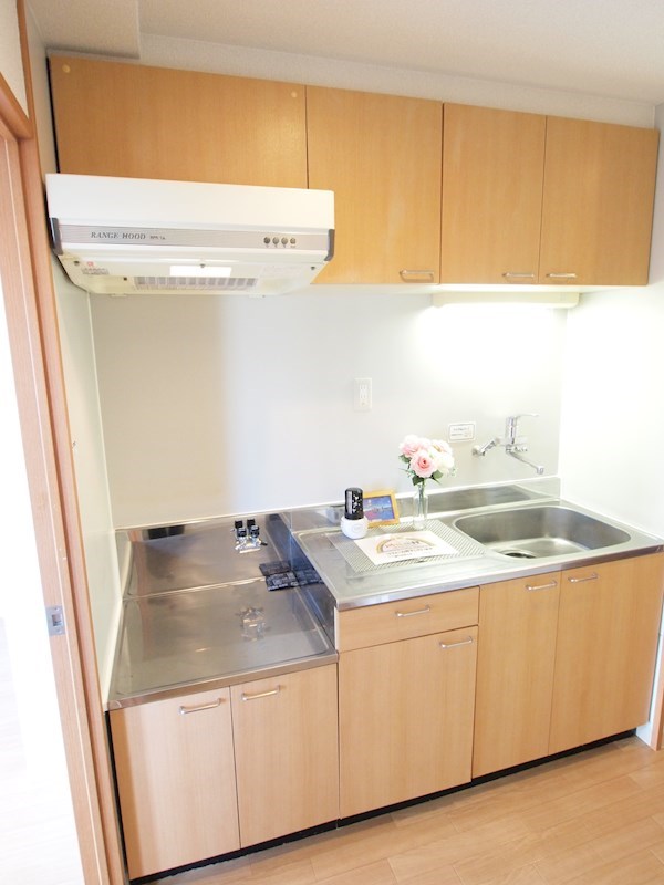 キッチン　IHの設置状況はお問い合わせください。