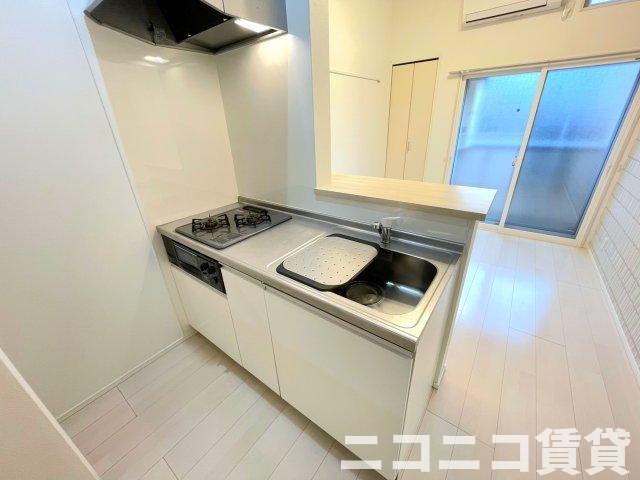 キッチン　モデルルームの為、現状を優先致します。