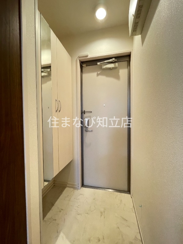 玄関　別部屋写真