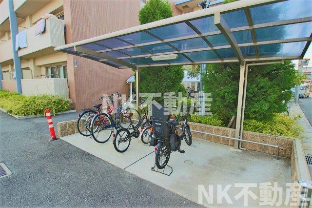 その他　駐輪場です